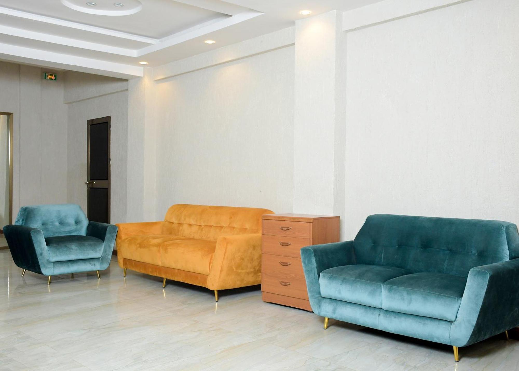 Hotel Mavilla Котону Экстерьер фото