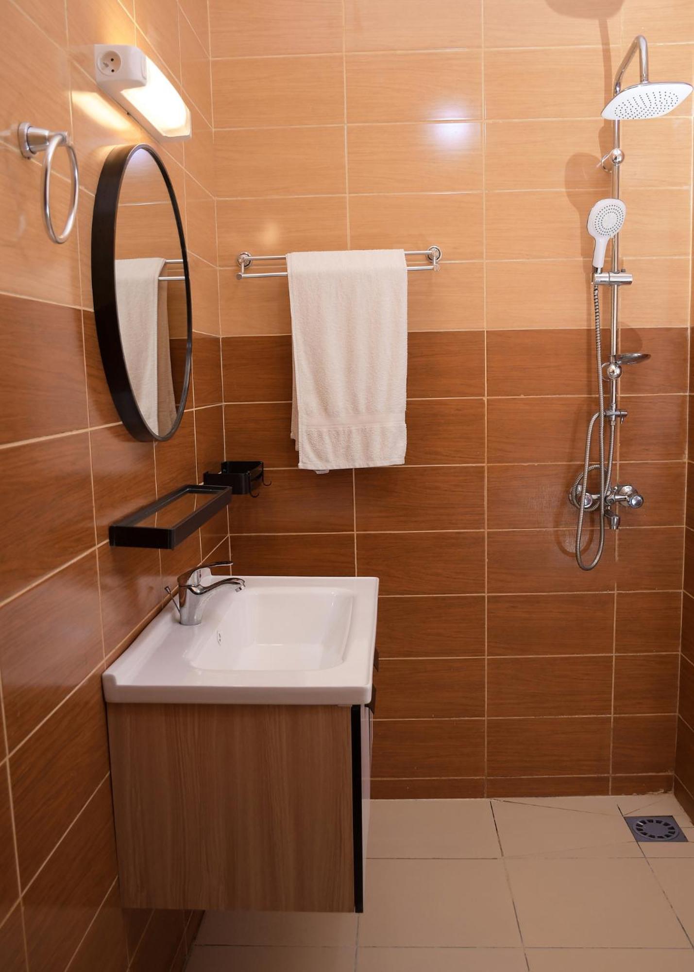 Hotel Mavilla Котону Экстерьер фото