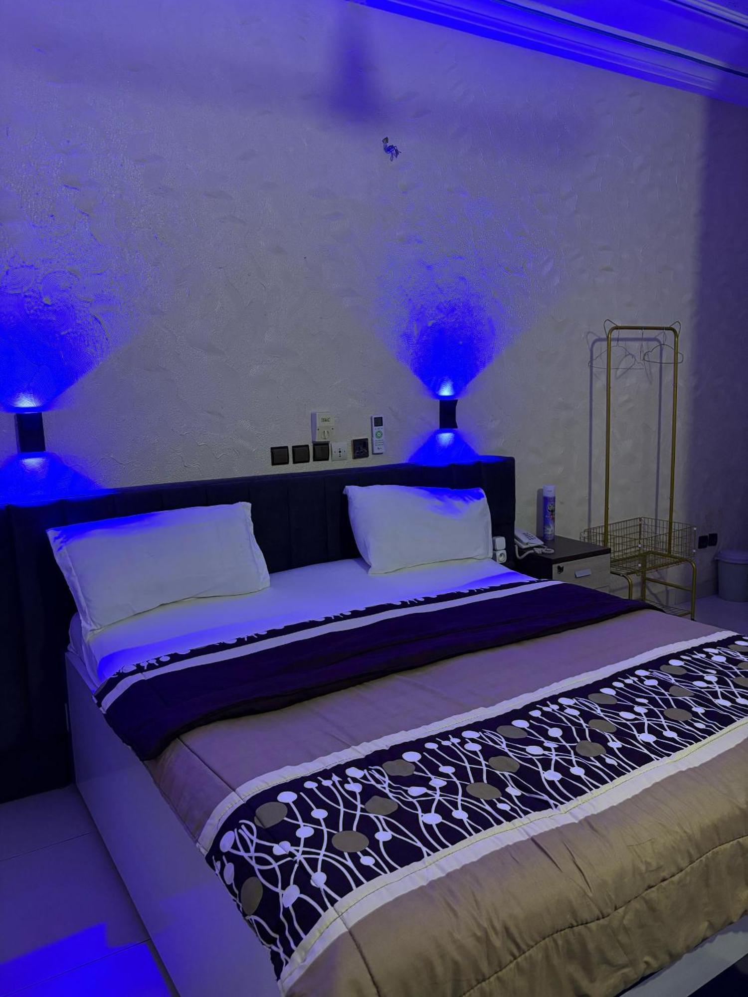Hotel Mavilla Котону Экстерьер фото