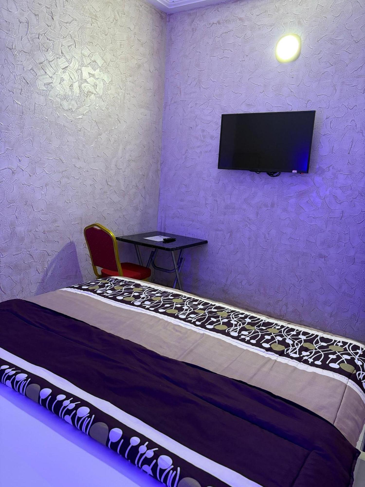 Hotel Mavilla Котону Экстерьер фото